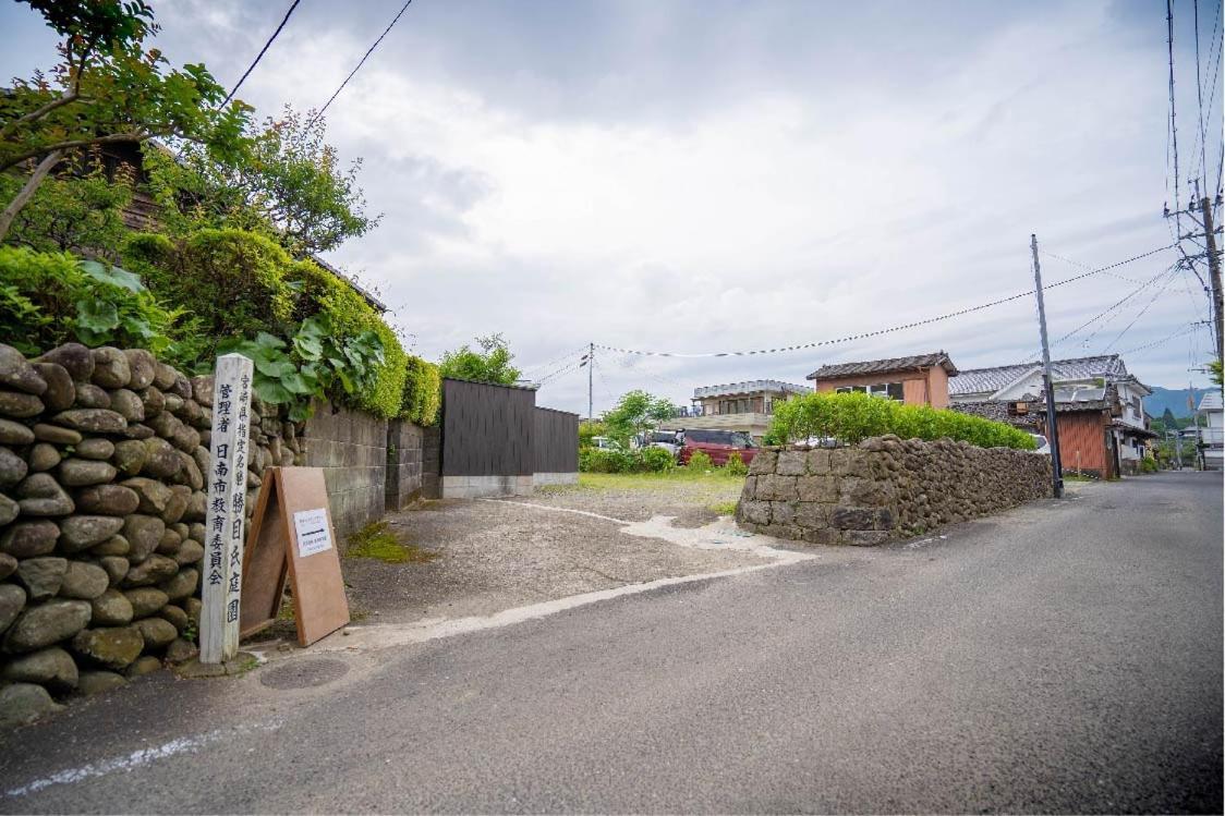 Hostel Marika -ホステルマリカ- Nichinan Bagian luar foto